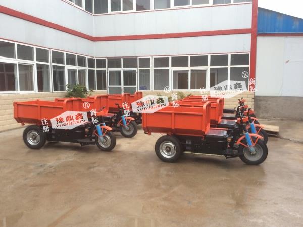 05電動礦車.jpg 05電動礦車.jpg